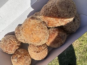   at GF EATS in Bellambi