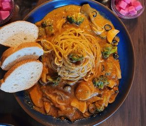 Spaghetti all'arrabbiata at Retro33 - 레트로33 in Yongin