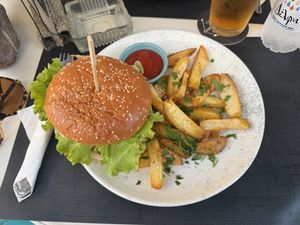 Vegan mushroom burger (beyond meat)  at Gemma Naxian Bar in Naxos