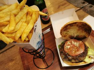 Burger at Frittenlust in Bremen