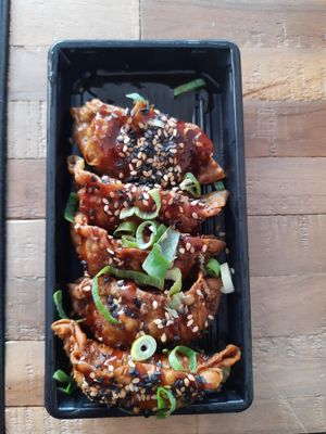 Vegan gyoza at Poke Specials in Utrecht