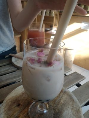  at Trà Art in Paris