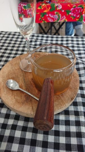 Bergamot orange tea. Very nice but super expensive (7 euro plus 0.50 tapioca supplement)
Oh, and I have still not received the receipt that should have been e-mailed my way!  at Trà Art in Paris