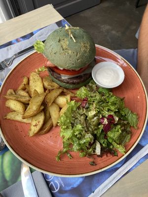 Earth burger at Mother Earth in Mykonos