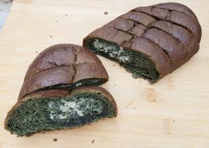 mugwort garlic bread - inside at Dolmen Bakery - 돌멘베이커리 in Sinjeong