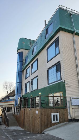 exterior of cafe at Dolmen Bakery - 돌멘베이커리 in Sinjeong