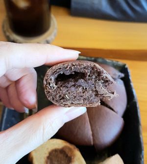 chocolate bread - inside at Dolmen Bakery - 돌멘베이커리 in Sinjeong