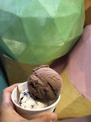 Vanilla oreo and almond chocolate   at Kem 2Cream - Hoan Kiem Lake in Hanoi