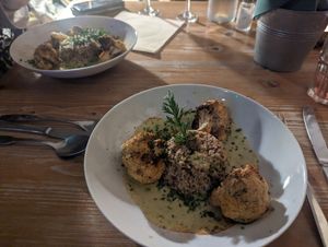  at Le Jardin in Hyeres