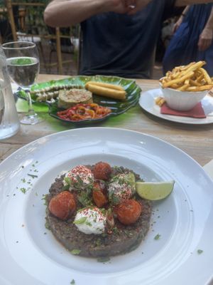 On s’est régalés   at Le Jardin in Hyeres