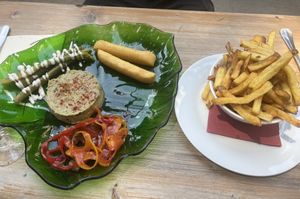 Légumes du soleil et panisses   at Le Jardin in Hyeres