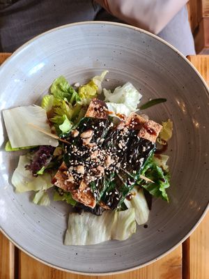 Knusprige Tofu Vorspeise at Lôc Vegan in Mainz