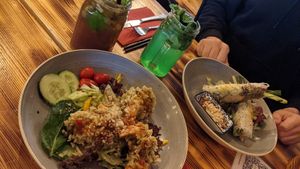 Shrimp Tempura and Summer Rolls at Lôc Vegan in Mainz