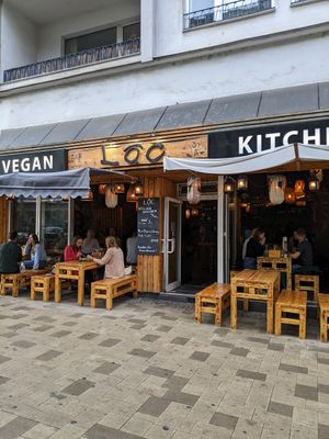 view from outside at Lôc Vegan in Mainz