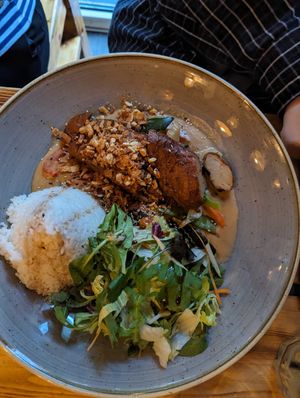 Emte at Lôc Vegan in Mainz