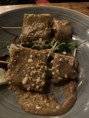 Tofu skewers with peanut sauce  at Lôc Vegan in Mainz
