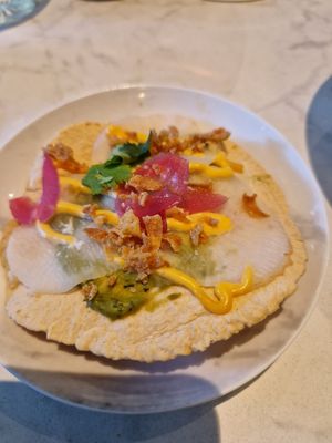 Krokante wrap at Rozey in Delft