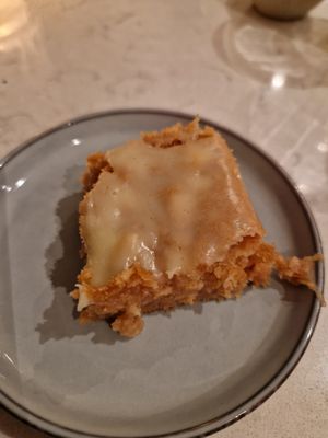 Appel cake at Rozey in Delft