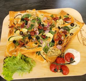 Gemüse Tarte at Centrum Linden in Hannover