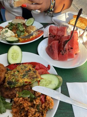 Der meiner Freundin ist vegetarisch   at Paşa Hamam Cafe in Istanbul