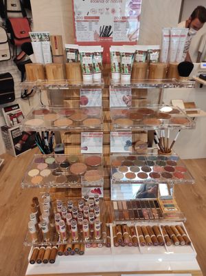 Cosmetics at MOEHA  in Vannes