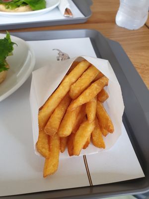 fries do not come with burger at Breaghetti Itaewon in Seoul