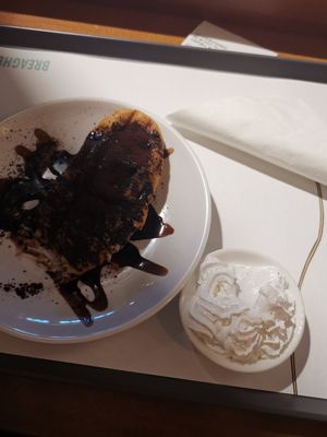 Chocolate Croffle at Breaghetti Itaewon in Seoul