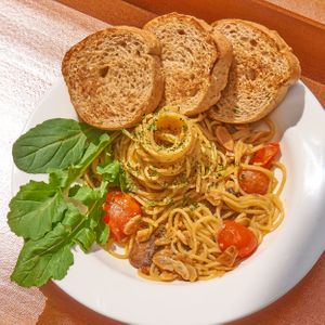 Aglio e Olio Pasta Breaghetti at Breaghetti Itaewon in Seoul