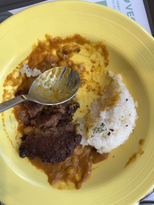 Hamburger Curry with Chickpeas  at Breaghetti Itaewon in Seoul