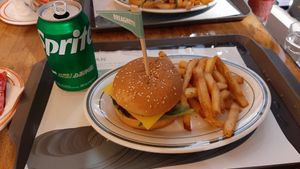 Cheeseburger with fries at Breaghetti Itaewon in Seoul
