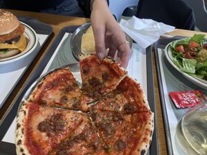 Vegan meat pizza   at Breaghetti Itaewon in Seoul