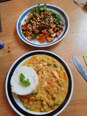 Beide heel lekker 😋 at Stoemp in Tongeren