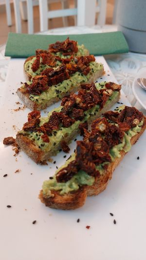 Abacate e tomatoes secos at Vanilla in Samora Correia