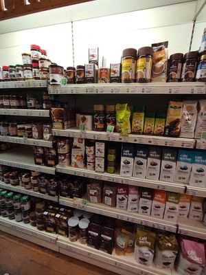 Coffee at La Vie Saine in Bordeaux