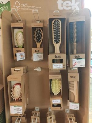 Hair brushes at La Vie Saine in Bordeaux