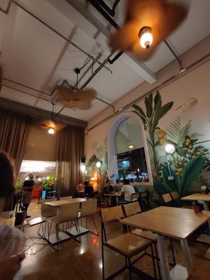 Hight ceiling at Green Kitchen in Sao Paulo