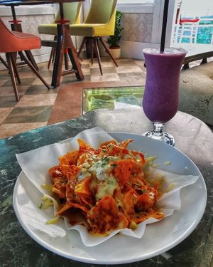 Nachos and Smoothie at Resto Bar Taraca in Kotor