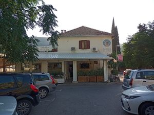 Front entrance at Resto Bar Taraca in Kotor
