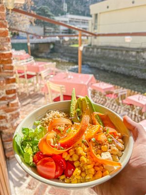 Buddha Bowl at Resto Bar Taraca in Kotor