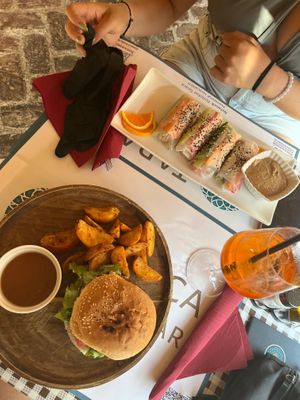 Vietnamese rolls and vegan burger at Resto Bar Taraca in Kotor