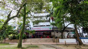 Nice location. Very cozy during late morning at Gandhi's Vegetarian Restaurant in Kuala Lumpur