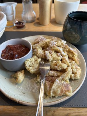 Sehr leckerer Kaiserschmarren   at Hotel Pension Tyrol in Telfs