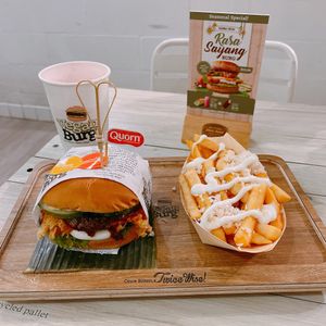 Seasonal menu - rasa sayang burger set  at VEGANBURG - Eunos Flagship Outlet in East Singapore