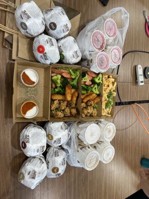 Bundle 8pax set  at VEGANBURG - Eunos Flagship Outlet in East Singapore