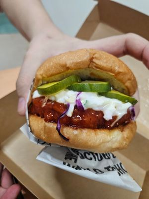 Chikn Buffalo ~ 7/1/24 at VEGANBURG - Eunos Flagship Outlet in East Singapore