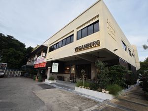  at VEGANBURG - Eunos Flagship Outlet in East Singapore