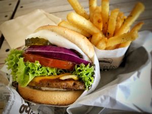 Ordered their Smokey BBQ with Seaweed fries and Tangy Orange drink! Fullfulling day for me at VEGANBURG - Eunos Flagship Outlet in East Singapore