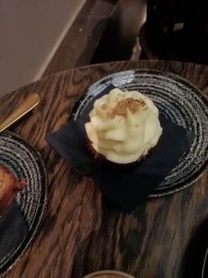 Carrot cake at Java Whiskers in London