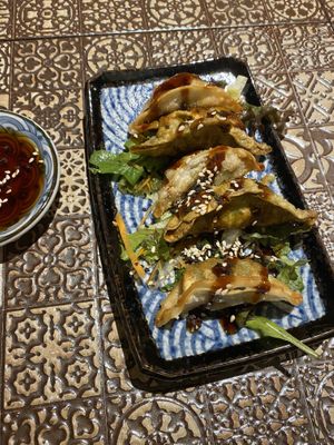 Samosas at Chay Vegan Asian Kitchen in Hamburg