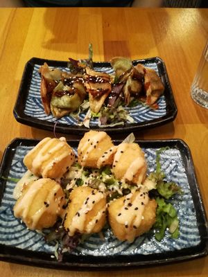 Samusa and Golden cubes at Chay Vegan Asian Kitchen in Hamburg